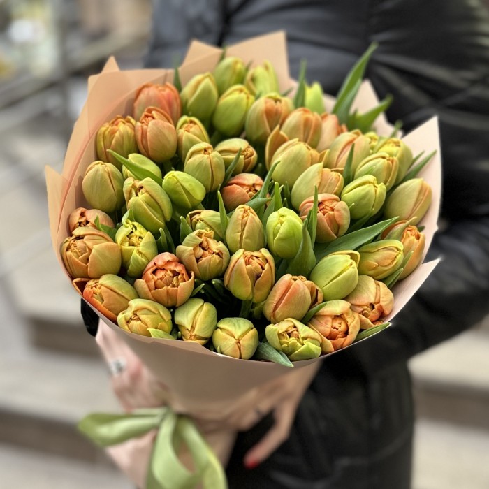 51 оранжевый  пионовидный тюльпан Айкун